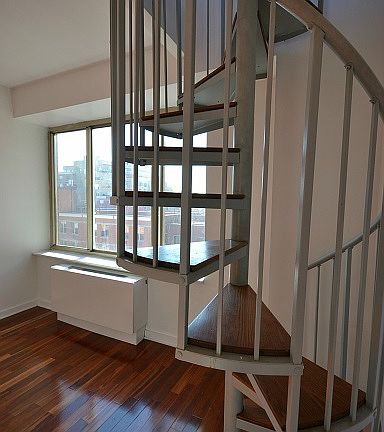 5th image of 454 Manhattan Ave APT 8D