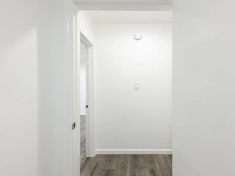 1738 Armacost Ave #102 — Photo 18