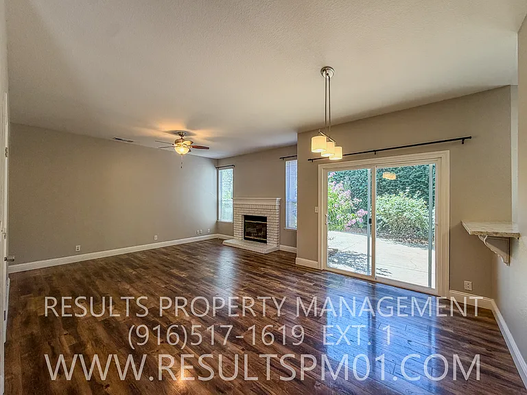 4025 Lowdan Ct — Photo 6