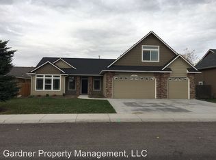 659 S Willow Spring Pl, Kuna, ID 83634