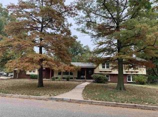 5923 E Polo Dr, Wichita, KS 67208
