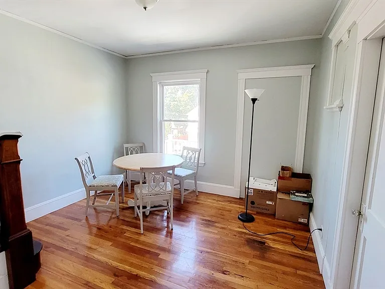 34 George St #2 — Photo 8