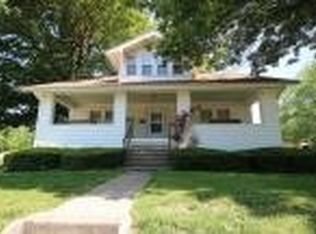 2104 E Cantrell St, Decatur, IL 62521