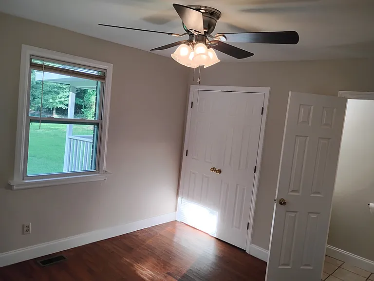 244 Parker Dr — Photo 11