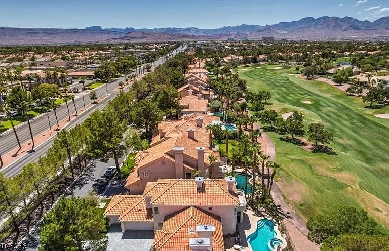 8900 Rainbow Ridge Dr — Photo 48