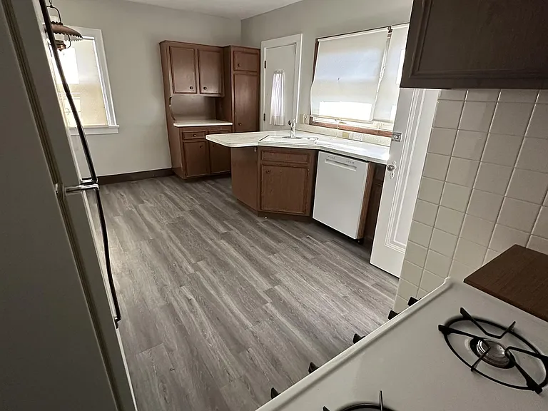 1082 Hillstone Rd #1 — Photo 10