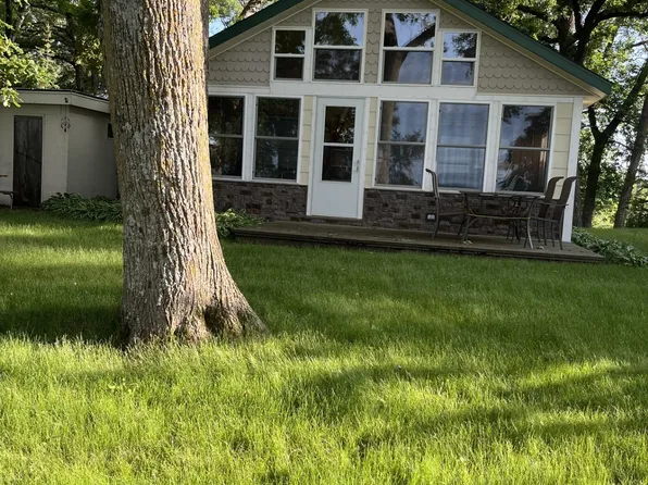 3733 Oakridge Rd NW, Alexandria, MN 56308