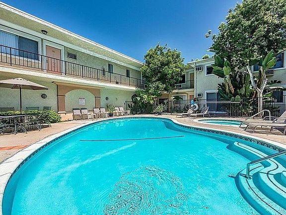 2nd image of 18550 Citronia St #25