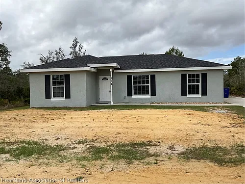 107 Elba Dr NE Photo 1