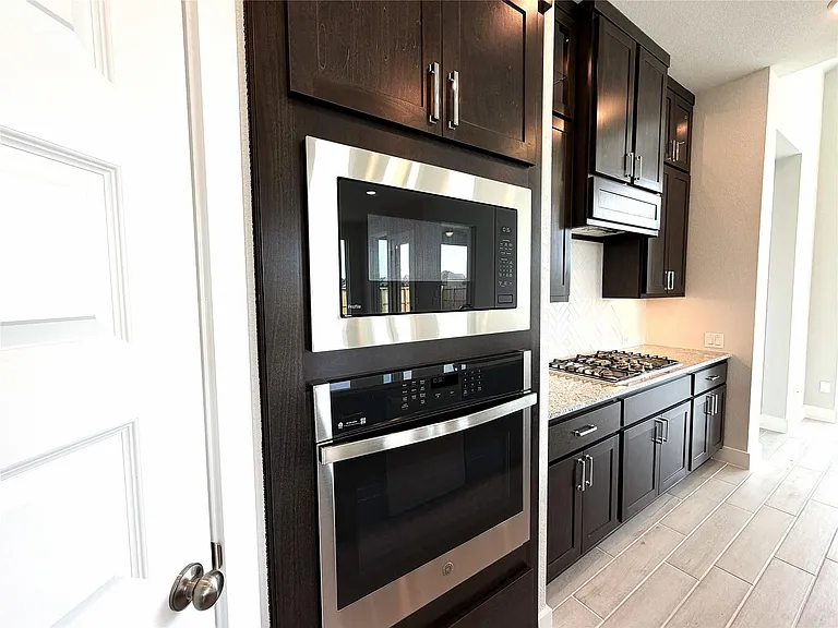 26127 Mossy Greens Dr — Photo 8