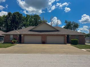 2959 W Cardinal St, Springfield, MO 65810