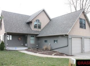 46900 Glens Beach Rd, Waterville, MN 56096
