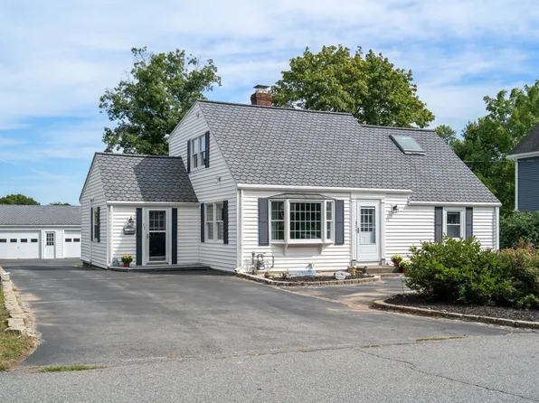31 Leary St, Wayland, MA 01778
