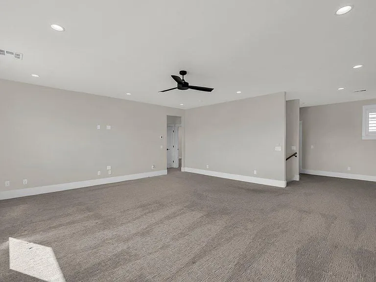 4159 S 490 E — Photo 24