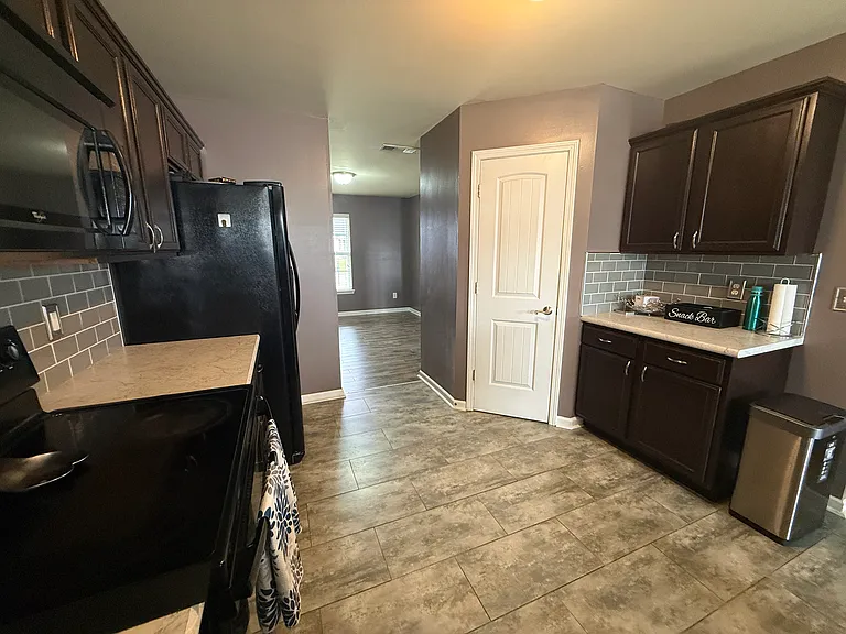 1124 Harmony Ln — Photo 19