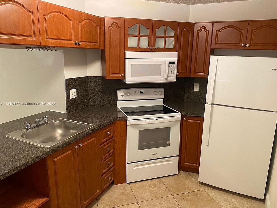 1st image of 855 NE 209th St APT 104-34