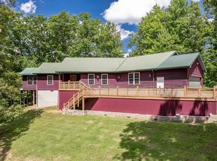 564 Cumberland Cove Rd, Monterey, TN 38574