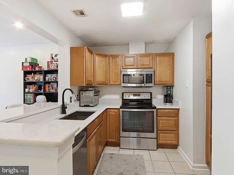 23 Pierside Dr #119 — Photo 12