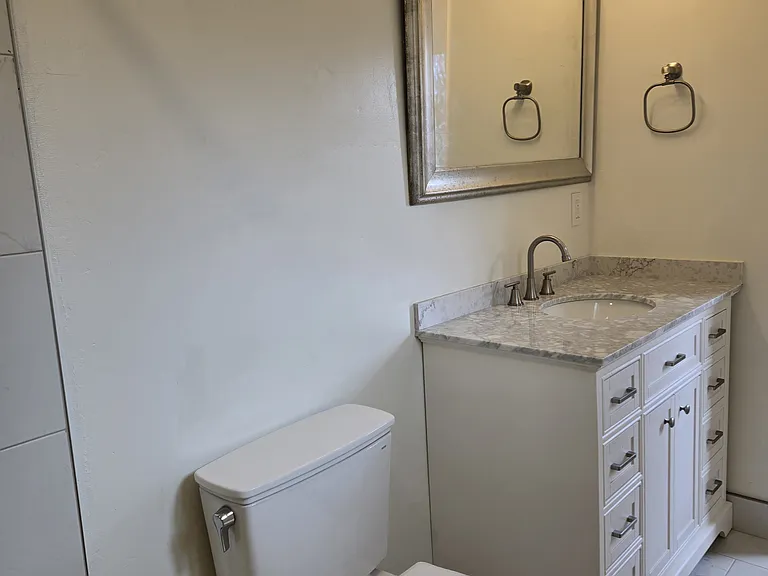 4424 1/2 Louisiana St #4424-1/2 — Photo 10