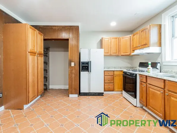 246 N Rose St, Baltimore, MD 21224