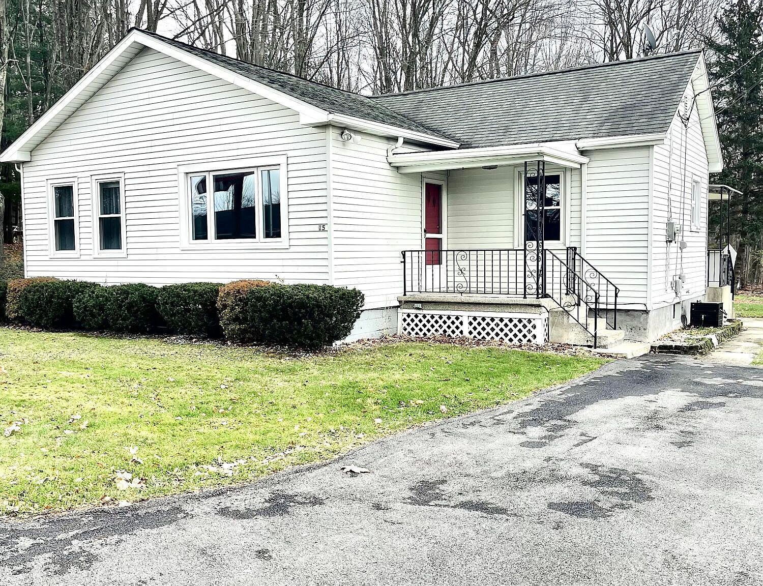 15 Winthrop St, Archbald, PA 18403 MLS 235171 Zillow