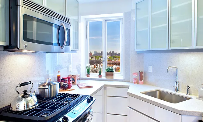 Rented by CompassRock Real Estate | media 60