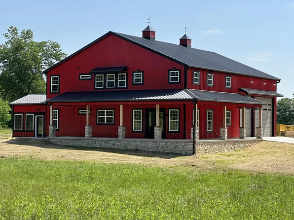 521 Chelsie Ln, Russell Springs, KY 42642