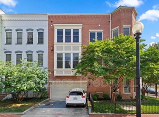 900 3rd St SE, Washington, DC 20003