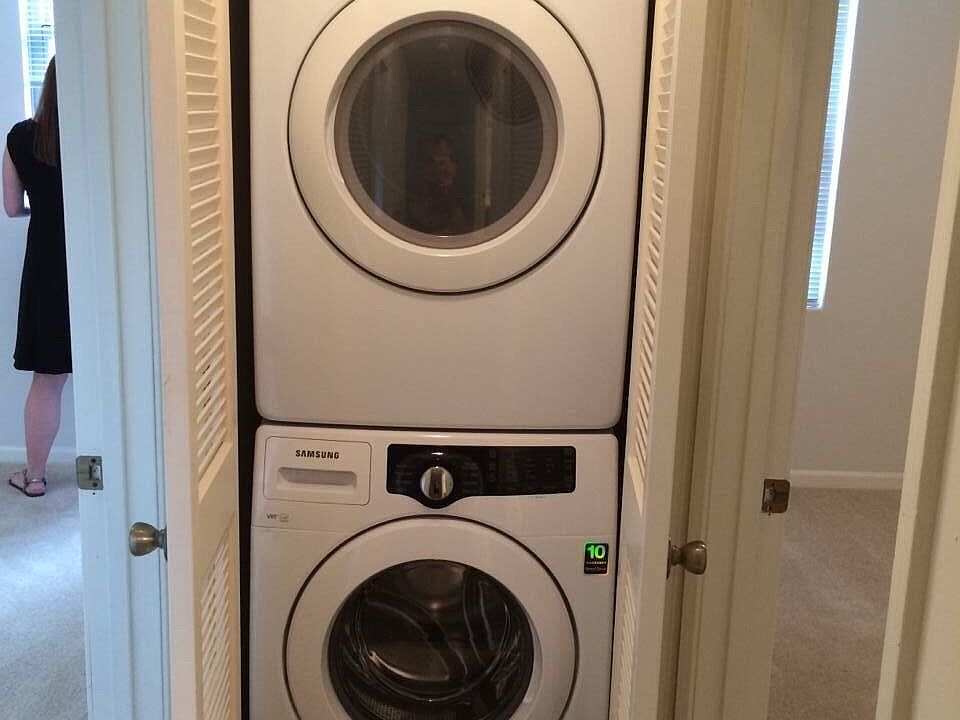 1st image of 2140 Westchester Dr APT 9