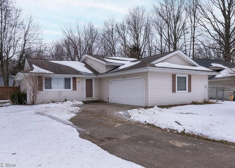 1st image of 1013 Chatham Ct
