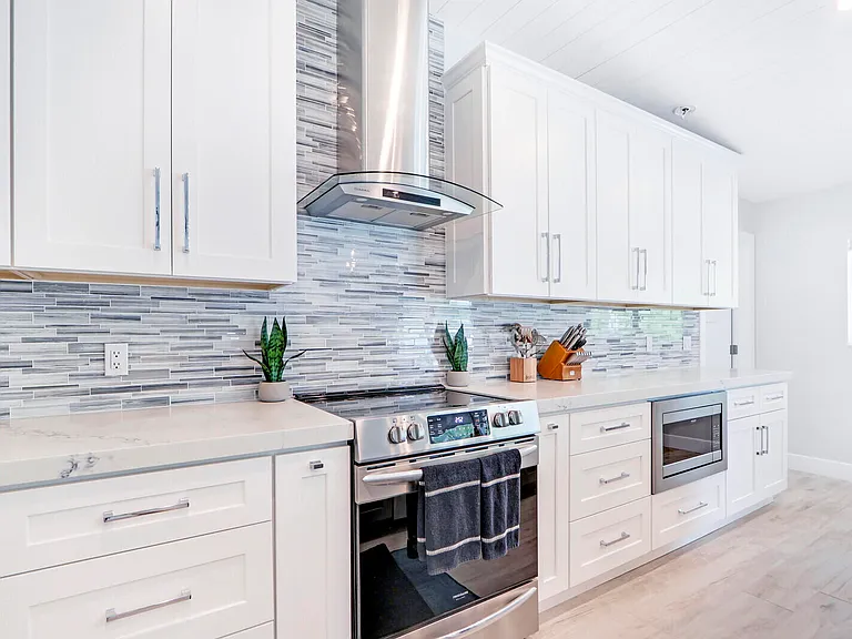 27 Willow Rd — Photo 15