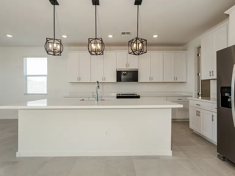 5440 S 245th Ave — Photo 5