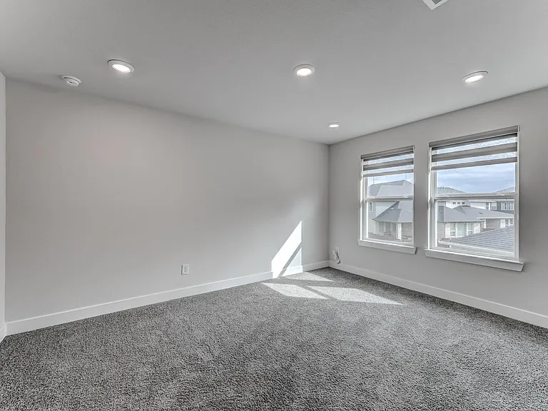 9522 Rialto Creek Dr — Photo 31