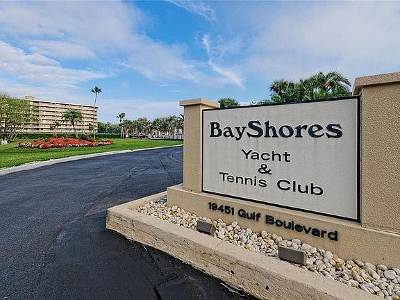 2nd image of 19451 Gulf Blvd APT 704