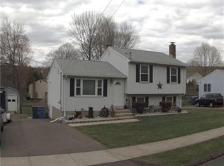 49 Costanzo Ct, Hamden, CT 06518