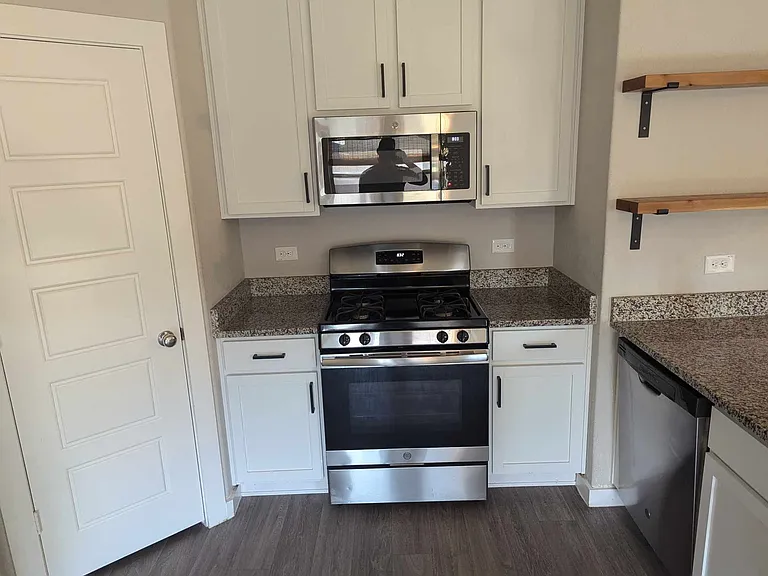 10543 Penelope Way — Photo 6