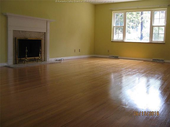 5th image of 1422 Princess Dr