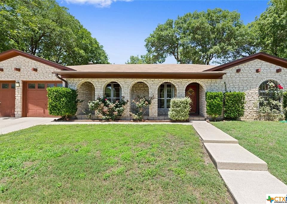 1st image of 3918 Robinhood Dr