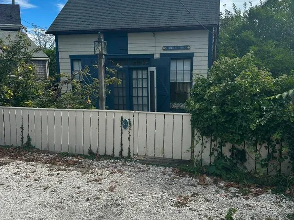 8R Union St, Nantucket, MA 02554