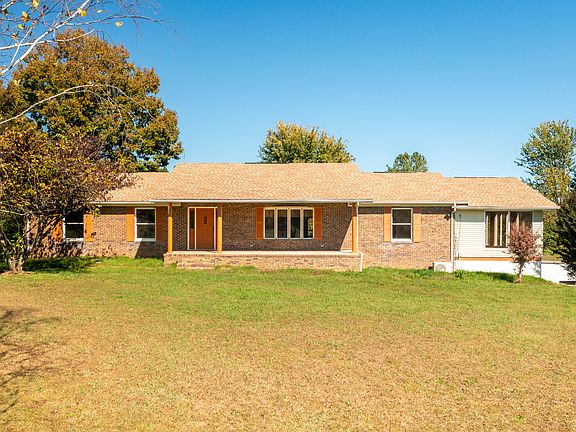 2nd image of 271 Anderson Rd