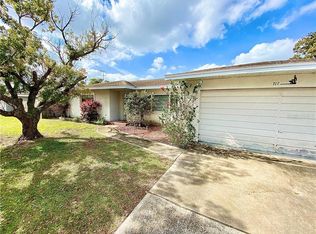 712 S Keene Rd, Clearwater, FL 33756