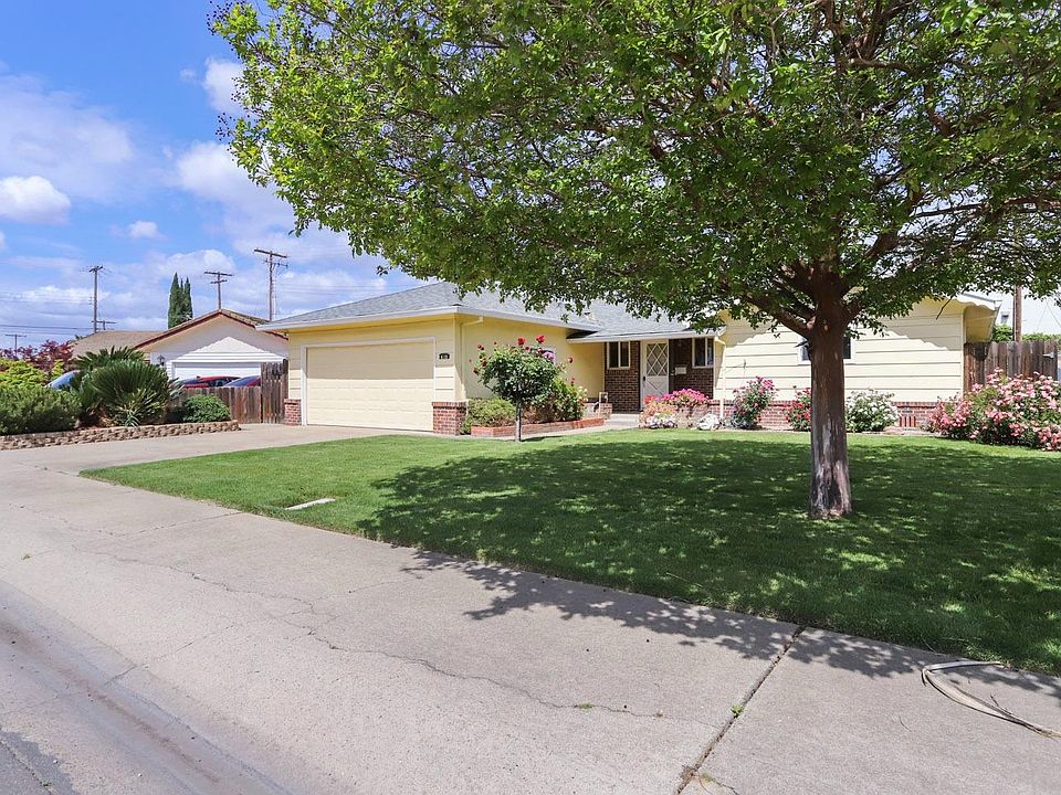 1st image of 619 Sturla St
