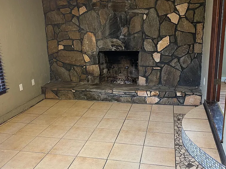 2800 5th Ave — Photo 6