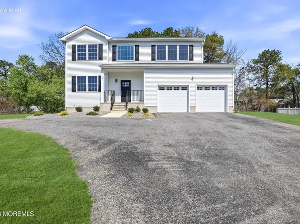 13 Laketree Court, Manchester, NJ 08759