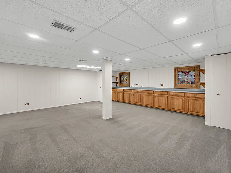 1100 Lockwood Dr — Photo 29