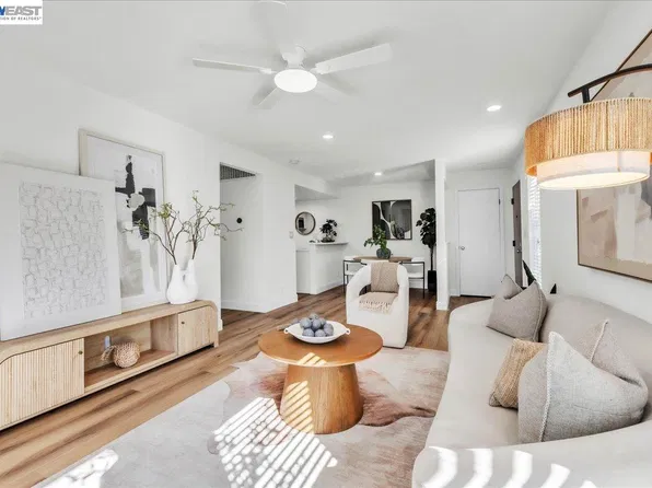 54 Massolo Dr APT B, Pleasant Hill, CA 94523