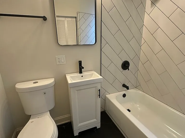 6613 S Vernon Ave #2 — Photo 11