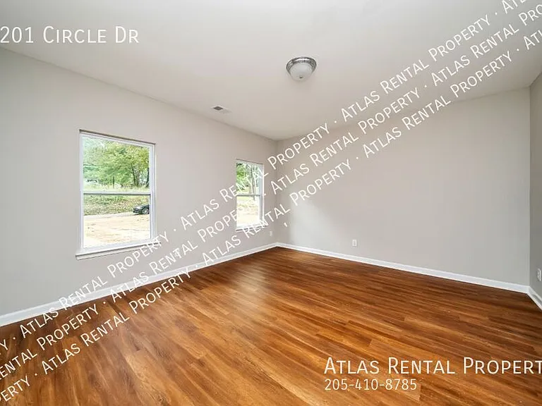 3201 Circle Dr — Photo 15