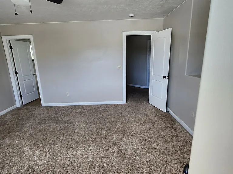 370 W 1425 N #17 — Photo 40