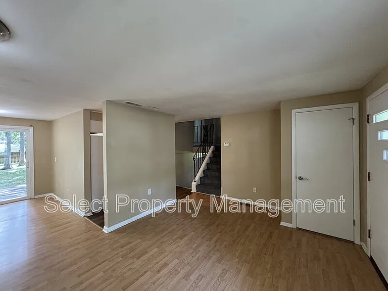 7001 Blake Dr — Photo 5